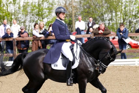 Totilas is back und die Turnierszene jubelt.